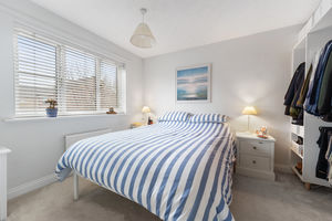 Photo 30- click for photo gallery